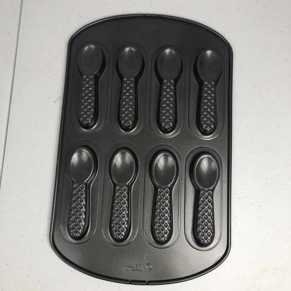 Wilton Cookie Edible Spoons Pan 8 Cavity Cookie Non Stick Sheet Pan